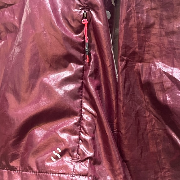 H&M running Utility Jacket - Picture 3 of 15